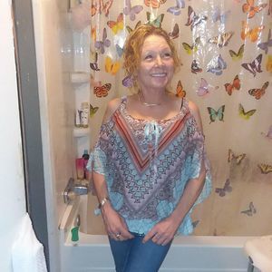 Meet your Posher, Helen